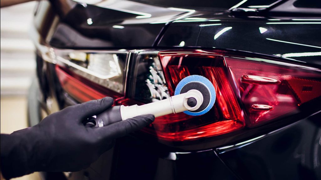 Tailight Polishing in Hypoluxo, FL